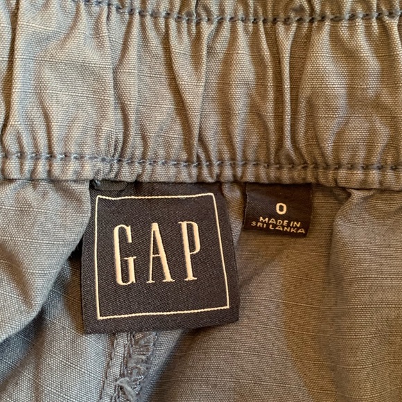 GAP High Rise Utility Short - Picture 5 of 12